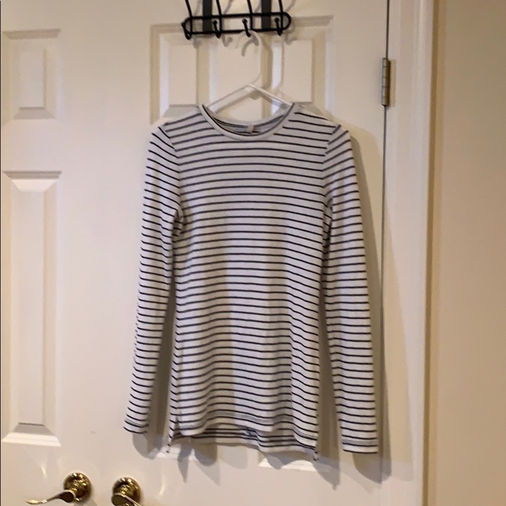 Lou and Grey long sleeve shirt​